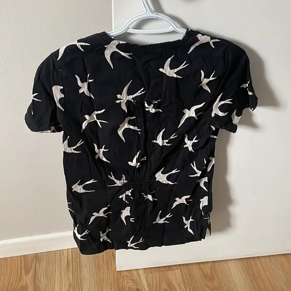 Scrub top - Picture 2 of 3